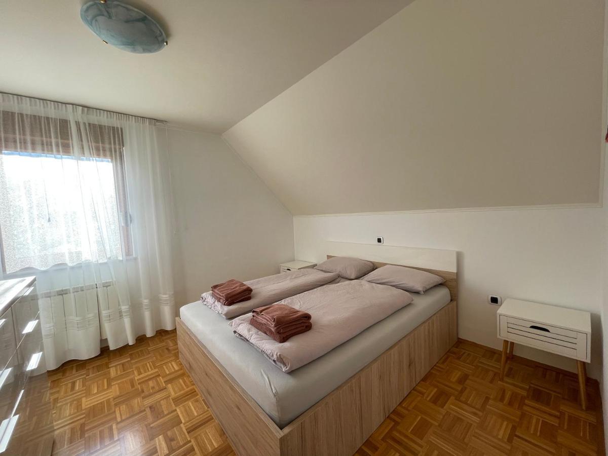 Isonzo Apartment โบเว็ก ภายนอก รูปภาพ