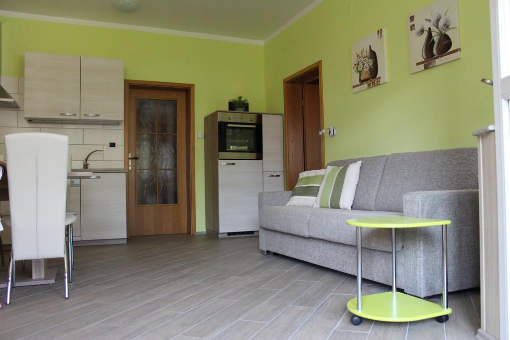 Isonzo Apartment โบเว็ก ภายนอก รูปภาพ